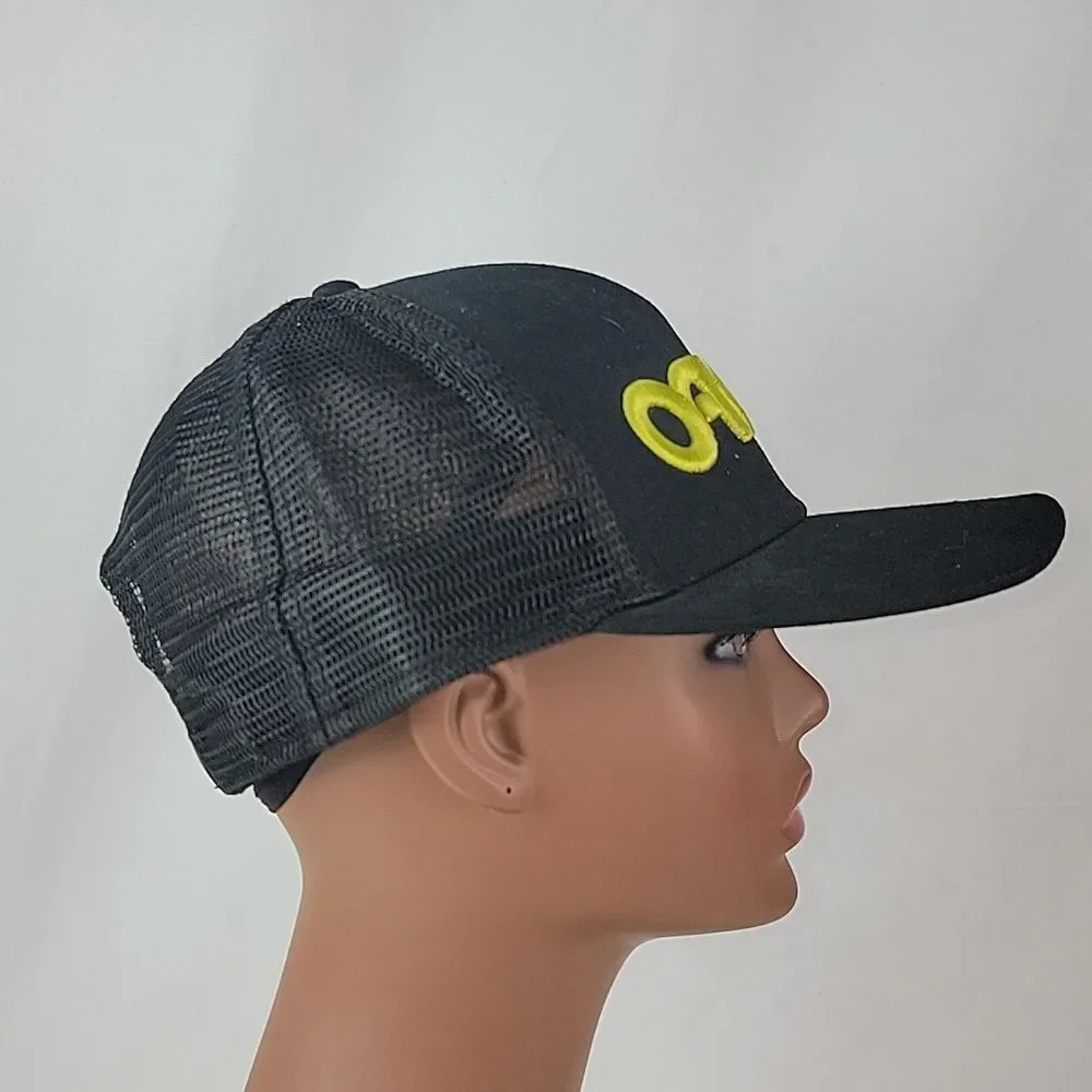 Oakley Hat Cap‎ Snapback Trucker Black